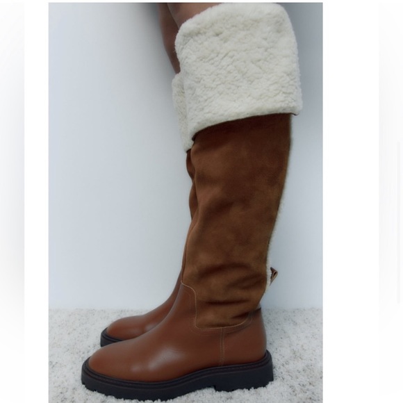 BRAND NEW LEATHER BOOTS LINED WITH FLEECE TRIM - Picture 3 of 6